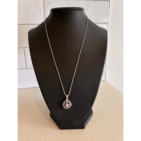 Unbranded Jewelry - 925 STERLING SILVER 1.80 CARAT PURPLE AMETHYST FLOWER PENDANT NECKLACE